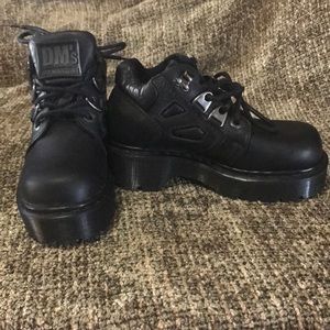Dr. Martens Black Short Boots